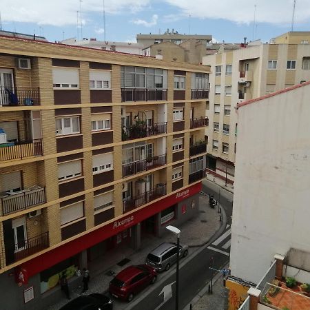 Апартаменты Dos Torres Galadriel- Parking Privado Gratis Сарагоса Экстерьер фото