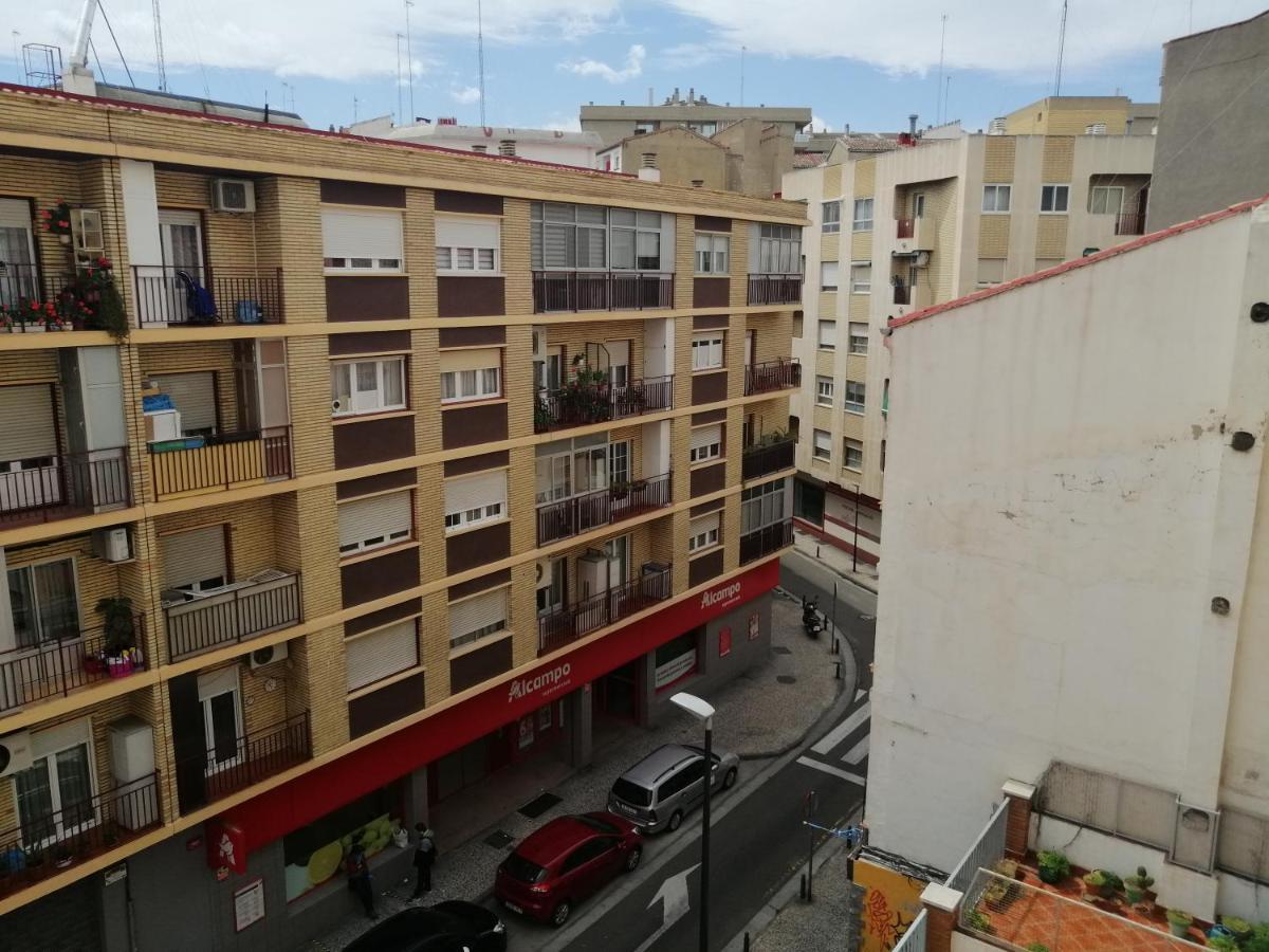 Апартаменты Dos Torres Galadriel- Parking Privado Gratis Сарагоса Экстерьер фото